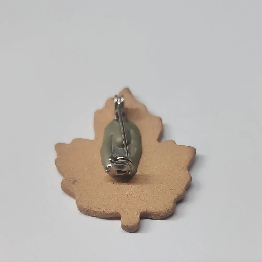 Autumn Leaf Enamel Pin Brooch Pottery marked SC